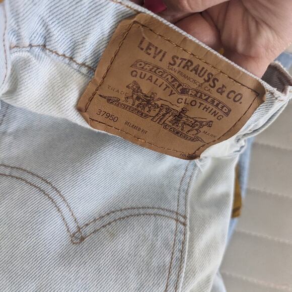 Vintage Women's Levi's 950 Relaxed Fit 13 Denim Shorts Jort Orange Tab Yellowing - Picture 7 of 10